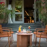 Otel Rohan 4*
