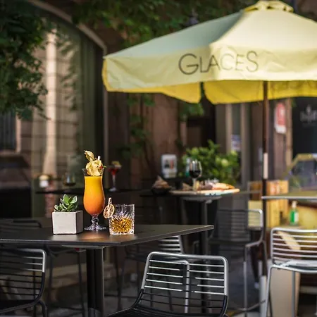 Rohan, Centre Cathédrale Hotel 4*