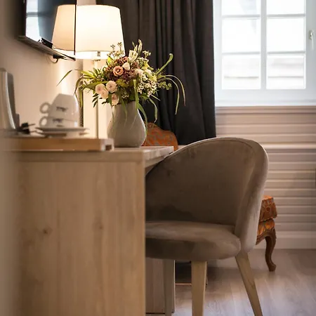 Rohan, Centre Cathédrale Hotel Strasburgo