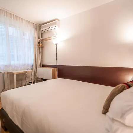 Rohan, Centre Cathédrale Hotel