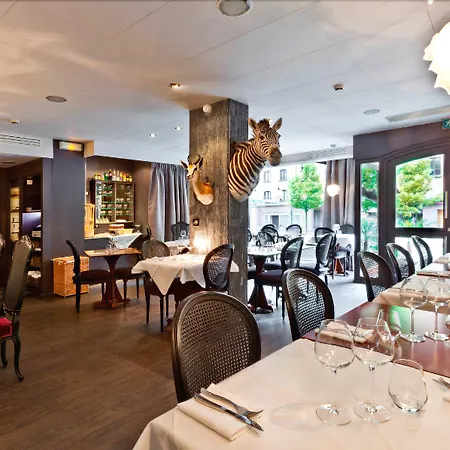 Le Rohan, Centre Cathedrale