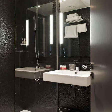 Rohan, Centre Cathédrale Hotel 4*