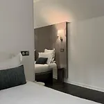 Rohan Hotel