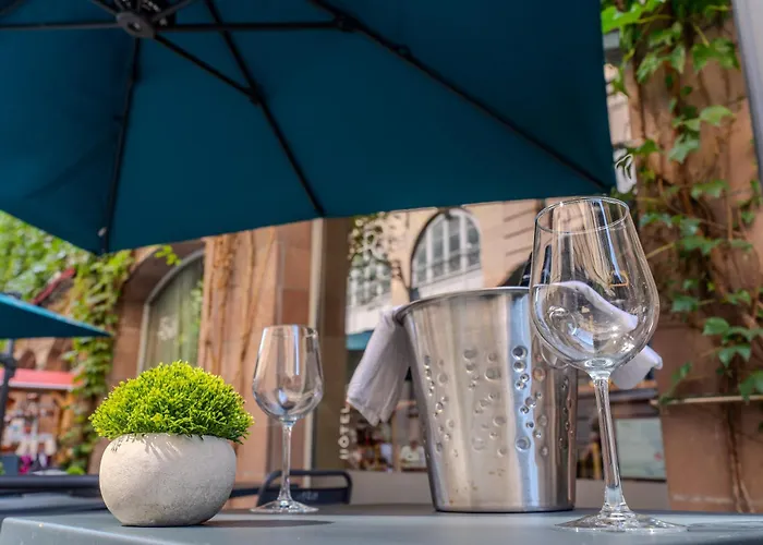 Le Rohan, Centre Cathedrale 4* Straatsburg