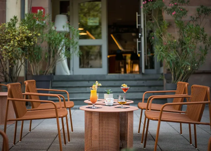 Hotel Le Rohan, Centre Cathedrale 4*