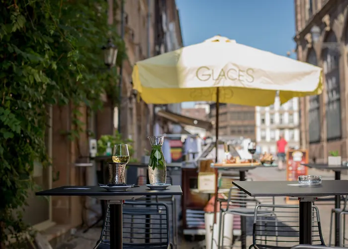 Le Rohan, Centre Cathedrale